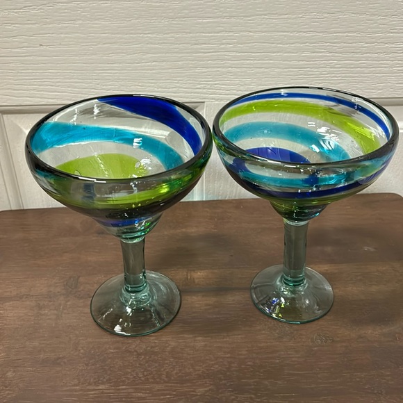 16Oz Hand Blown Margarita Glasses Blue Green Swirls Set of 2 Made in Mexico - Picture 1 of 13